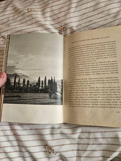 St Bernadette. A Pictorial Biography By Leonard Von Matt And Francis Trouchu. First Edition 1957. Large Volume Hardback In Fair Condition.  See Photos For Same.