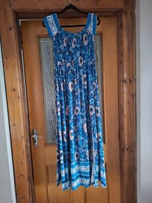 Stella Morgan dress size 12