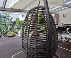 Egg chair