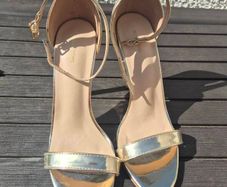 plt gold heels