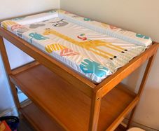 baby changing unit and mat