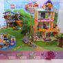LEGO Friends XXL Shop Display Showcase New Never Used Lego Sets 41328 41335 And 41340 This is a cool lego display loads of moving parts when you turn the wheel it will turn the house around Also lights up plug in with AC plug Image 4