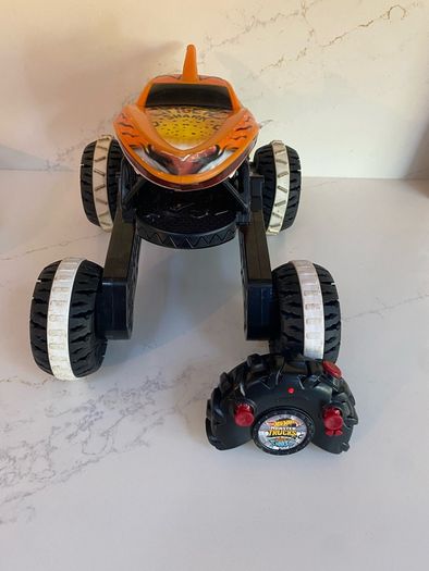 Hot wheel monster tiger shark RC