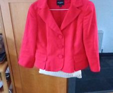 ladies Hobbs jacket. Bought for 150, wore once to wedding.v