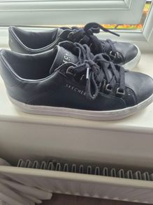 Sketchers size 5 Wedge fit trainers