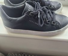 Sketchers size 5 Wedge fit trainers