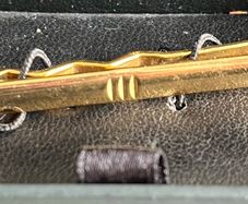 tie pin