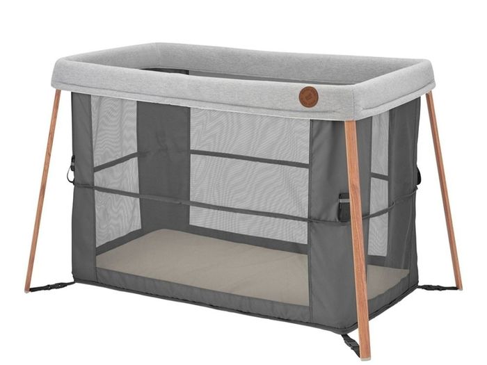 Travel cot