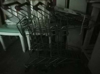 Supermarket trollys