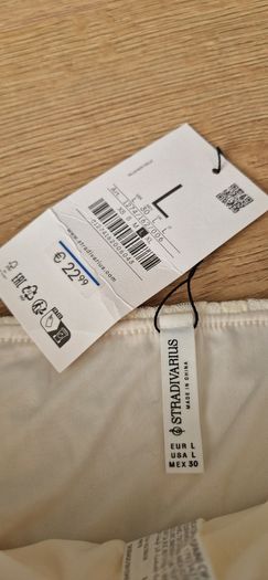 Stradivarius Lace Skirt