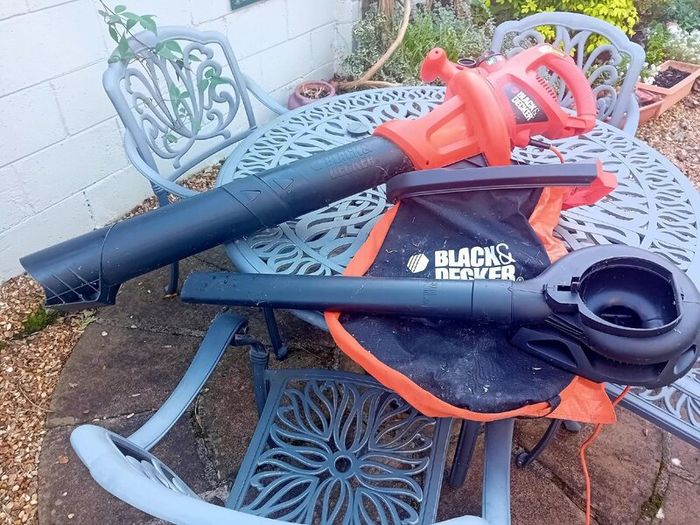 Black & Decker 3000w Leaf Blower / Vacuum