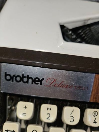 Brother deluxe 1350 typewriter