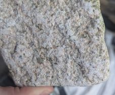 Oatmeal Granite Setts 100 x 100 x 50mm