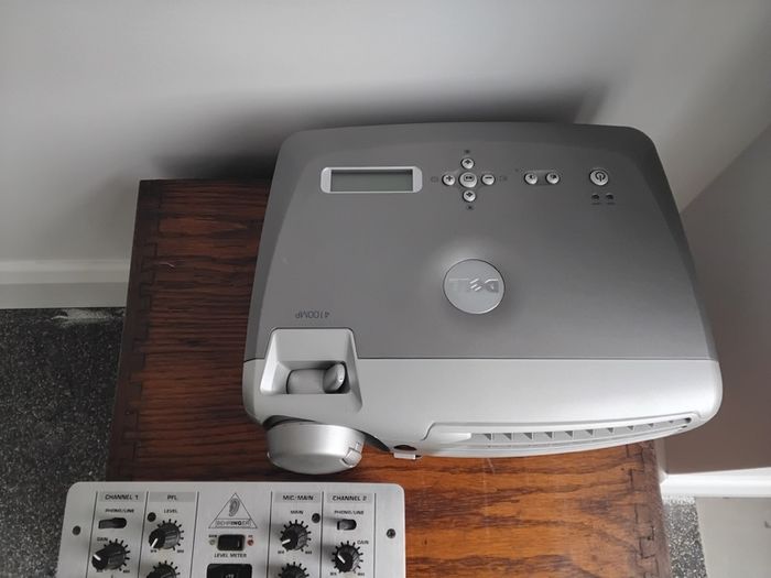 Projector Dell 4100mp