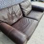 Sofas 3 & 2 leather Image 3