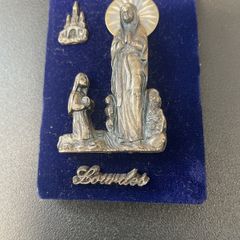 Vintage Lourdes religious souvenir plaque