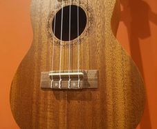 Ukulele Concert 23"+ Beginners Course + accessories - postage or collection