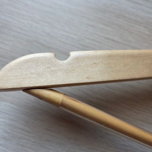 Wooden hangers, pack of 2