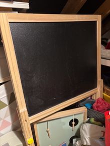 kids easel