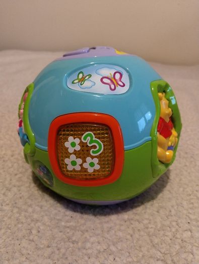 VTECH Roll and Learn Ball - Winnie the Pooh educational Musical toy