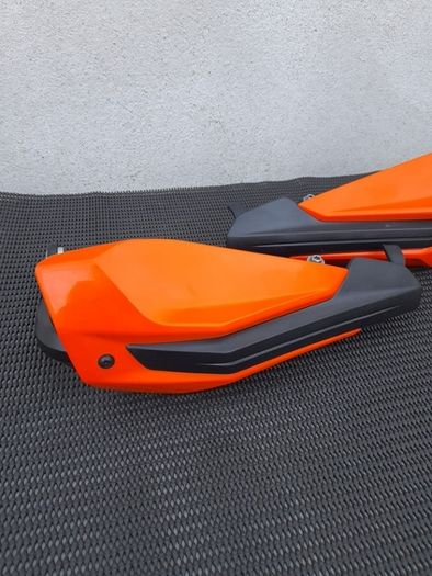 KTM 690 SMCR Handguards