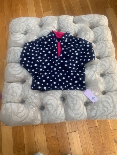 Bnwt size 18-24 fleece top