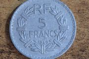 France 1946, 5 Francs Coin - free standard postage