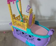 arial little mermaid boat