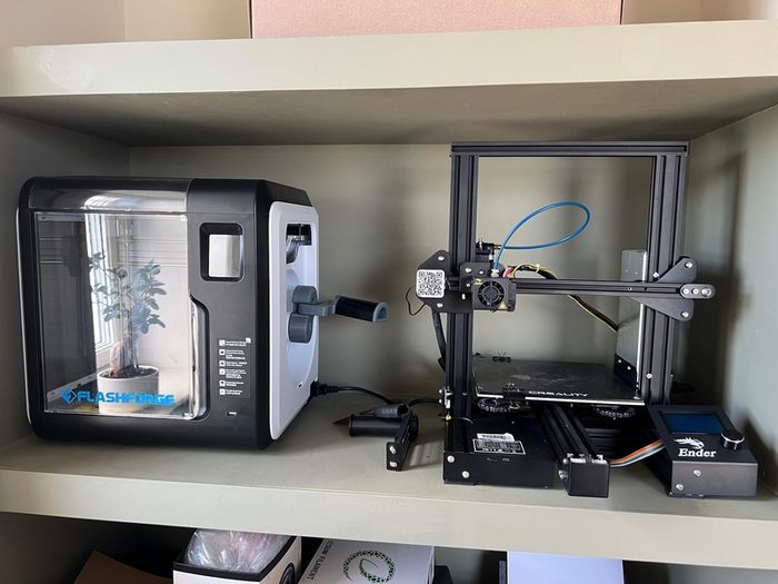 Two 3D printers Flashforge + Ender