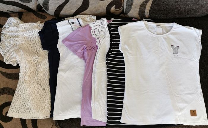Women's bundle ( 7 short sleeve tops) size S
