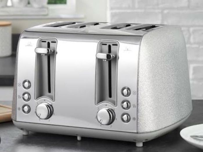 Microwave/4slice toaster