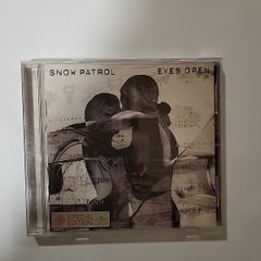 Snow Patrol eyes open