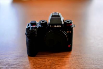 Panasonic Lumix S1Rii Full Frame Mirrorless Camera Body, 44.3MP Partially Stacked Sensor, 8K Video, 40FPS, ProRes RAW