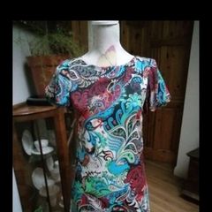 Ladies DAINTY dress new with tags.