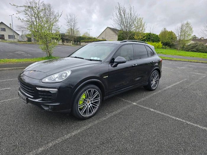 Porsche Cayenne S e-hybrid