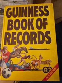 Guinness Book Of Records 1978 Edition.  Large Volume Hardback In Good Condition. See Photos For Same.