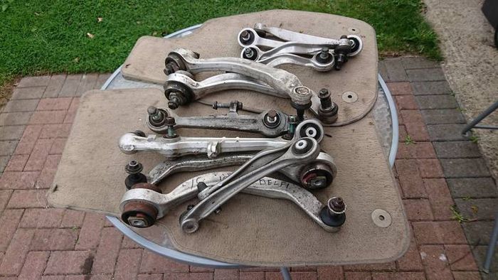 Audi a4 b6 b7 a6 c5 c6 diesel 1.9tdi 130 HP AWX AVF 2.0tdi 140 / 170 HP BLB BRE BRD CAG CAH etc 6 speed clutch kit. 240mm. Parts breaking