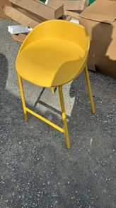 bar stools (x6) yellow