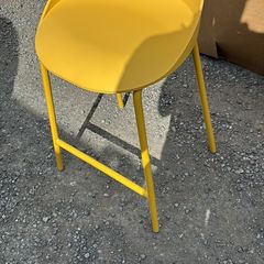 bar stools (x6) yellow
