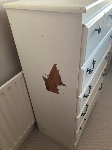 Chest of drawers (free)