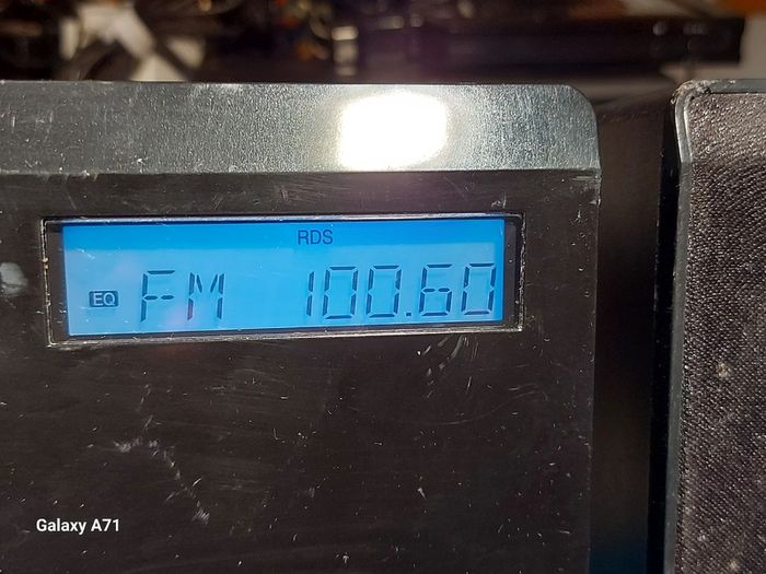 Panasonic SA-EN38 MINI STEREORadio CD MP3 USB iPod Dock music system, in excellent condition