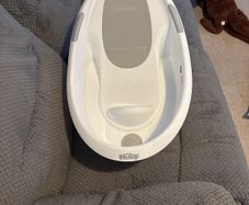 nuby baby bath