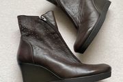 Jose Saenz wedge ankle boots