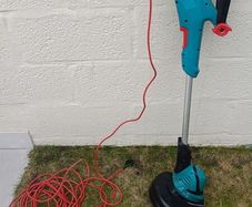 Grass trimmer BOSCH Art 27