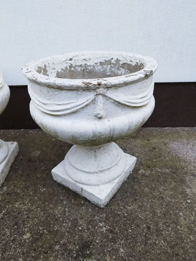 2 Concrete Flower Pots