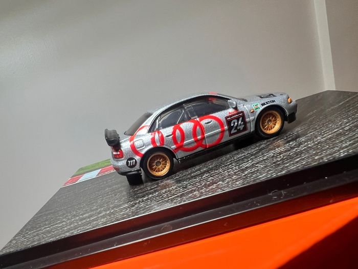 Audi A4 Super Touring 1996 Matchbox 1/64 Diecaat