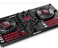 Numark Mixtrack Platinum FX Serato DJ Controller 4 decks