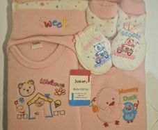 Brand New 8pc Baby Girl Gift Set - Pink Blanket & Clothes (NIB)