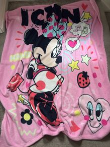 minnie mouse fleece blanket