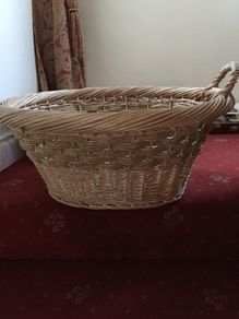 Large Wicker hamper basket